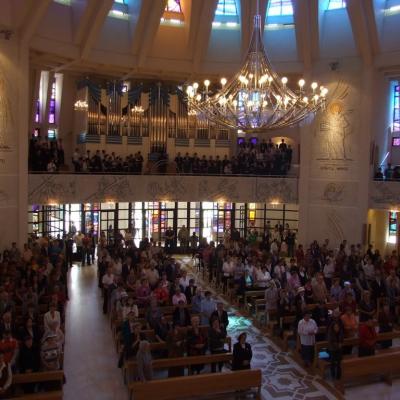 12 iunie: Iaşi: Vizita elevilor Seminarului Liceal din Bacău la catedrală