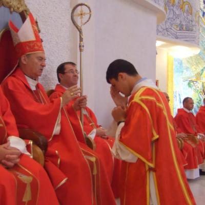 12 iunie: Iaşi: Vizita elevilor Seminarului Liceal din Bacău la catedrală