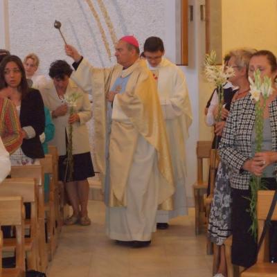 14 iunie: Iaşi: Sfinţirea crinilor