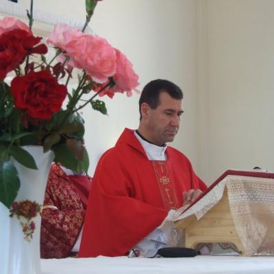 18 iunie: Berindeşti şi Ciucani: Administrarea sacramentului Mirului