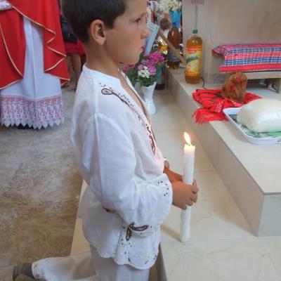 18 iunie: Berindeşti şi Ciucani: Administrarea sacramentului Mirului