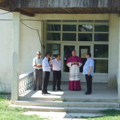 18 iunie: Berindeşti şi Ciucani: Administrarea sacramentului Mirului