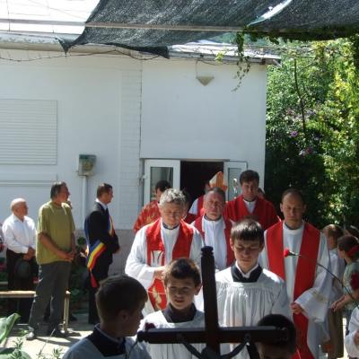 18 iunie: Berindeşti şi Ciucani: Administrarea sacramentului Mirului
