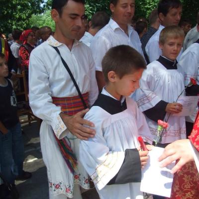18 iunie: Berindeşti şi Ciucani: Administrarea sacramentului Mirului