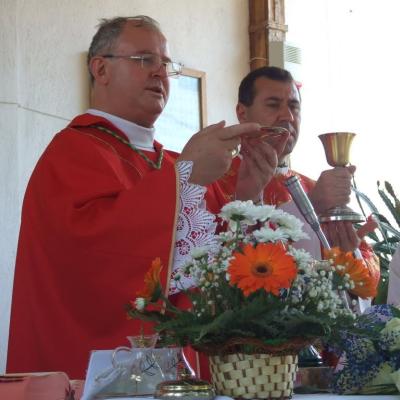 18 iunie: Berindeşti şi Ciucani: Administrarea sacramentului Mirului