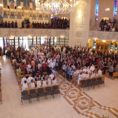 26 iunie: Iaşi: Procesiunea de Trupul şi Sângele Domnului la catedrală - I
