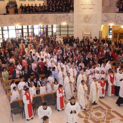 26 iunie: Iaşi: Procesiunea de Trupul şi Sângele Domnului la catedrală - I