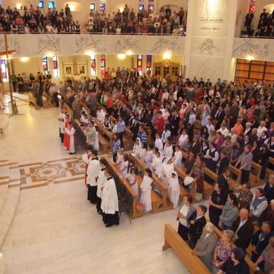26 iunie: Iaşi: Procesiunea de Trupul şi Sângele Domnului la catedrală - I