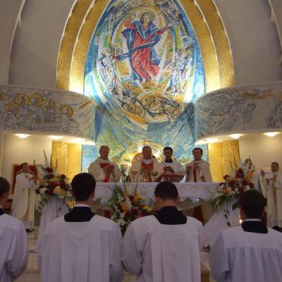 26 iunie: Iaşi: Procesiunea de Trupul şi Sângele Domnului la catedrală - I