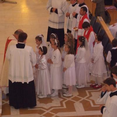 26 iunie: Iaşi: Procesiunea de Trupul şi Sângele Domnului la catedrală - I