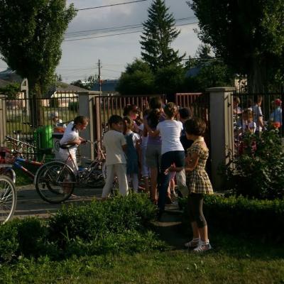27 iunie - - 8 iulie: Pildeşti: Vara Împreună 2011