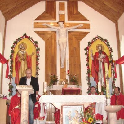 29 iunie: Vaslui: Celebrarea hramului şi sfinţirea mozaicului cu sfinţii Petru şi Paul