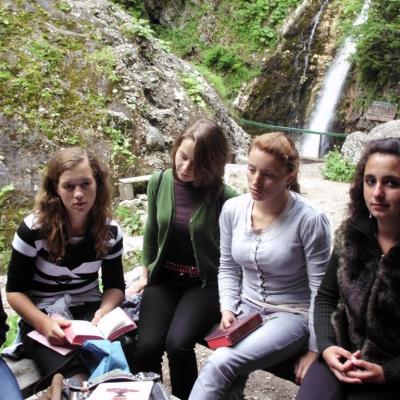 4-9 iulie: Sinaia: Campus vocaţional despre chemarea la iubire