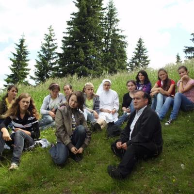 4-9 iulie: Sinaia: Campus vocaţional despre chemarea la iubire