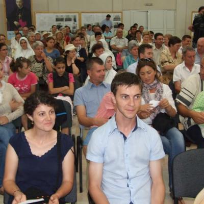 10 iulie: Iaşi: Spectacol de binefacere "Educaţie pentru Kenya! Fii alături de un copil din Maikona!"