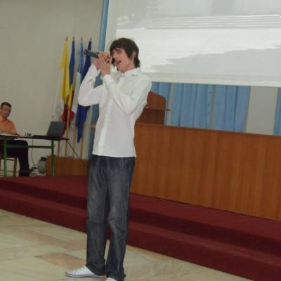 10 iulie: Iaşi: Spectacol de binefacere "Educaţie pentru Kenya! Fii alături de un copil din Maikona!"