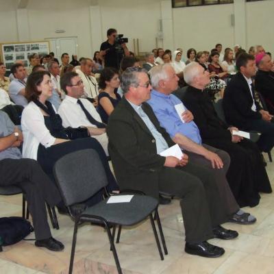 10 iulie: Iaşi: Spectacol de binefacere "Educaţie pentru Kenya! Fii alături de un copil din Maikona!"