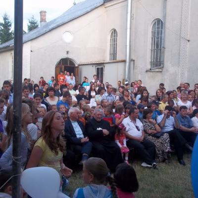 18-23 iulie şi 7 august: Barticeşti: Gref şi spectacol
