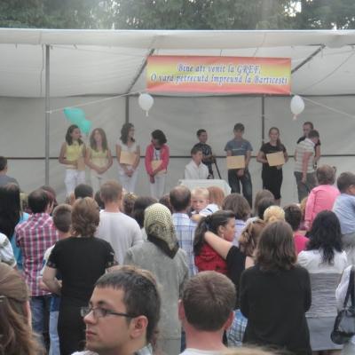 18-23 iulie şi 7 august: Barticeşti: Gref şi spectacol