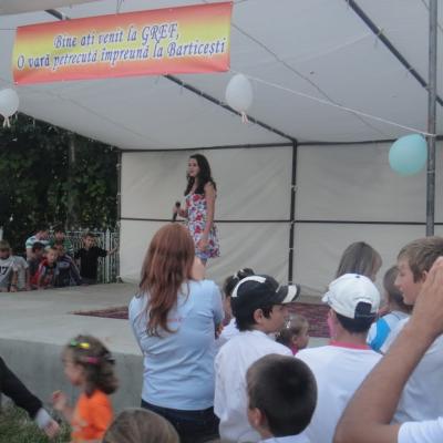 18-23 iulie şi 7 august: Barticeşti: Gref şi spectacol