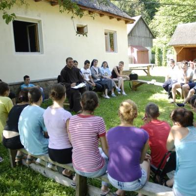 19-21 iulie: Oneşti: Campus "Să fim cu Isus"