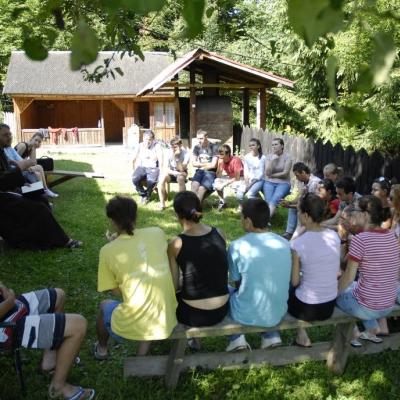 19-21 iulie: Oneşti: Campus "Să fim cu Isus"