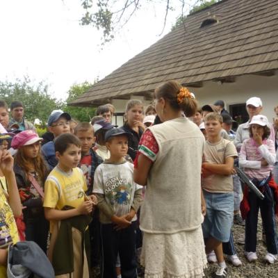 20-22 iulie: Bacău: O excursie specială