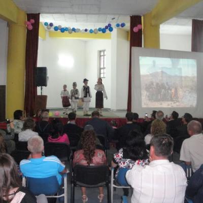 24 iulie: Bacău: Educaţie pentru Kenya