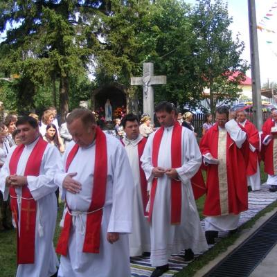 25 iulie: Oţeleni: Administrarea sacramentului Mirului