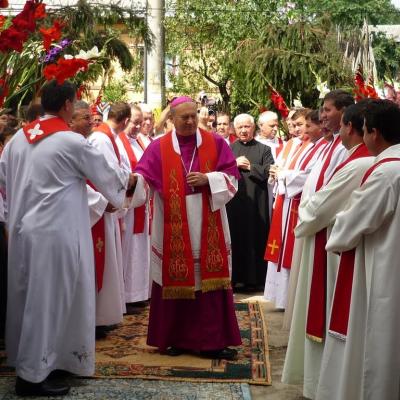 25 iulie: Oţeleni: Administrarea sacramentului Mirului