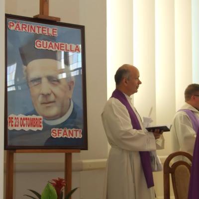 26 iulie: Iaşi: Funeraliile sorei Fiorella Chinappi, din Congregaţia "Fiicele Sfintei Maria a Divinei Providenţe" (Foto: Ovidiu Bişog)