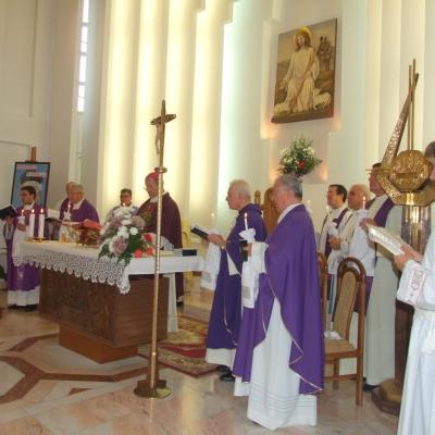 26 iulie: Iaşi: Funeraliile sorei Fiorella Chinappi, din Congregaţia "Fiicele Sfintei Maria a Divinei Providenţe" (Foto: Ovidiu Bişog)