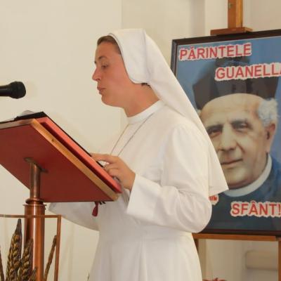 26 iulie: Iaşi: Funeraliile sorei Fiorella Chinappi, din Congregaţia "Fiicele Sfintei Maria a Divinei Providenţe" (Foto: Ovidiu Bişog)