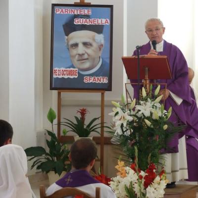 26 iulie: Iaşi: Funeraliile sorei Fiorella Chinappi, din Congregaţia "Fiicele Sfintei Maria a Divinei Providenţe" (Foto: Ovidiu Bişog)
