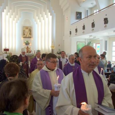 26 iulie: Iaşi: Funeraliile sorei Fiorella Chinappi, din Congregaţia "Fiicele Sfintei Maria a Divinei Providenţe" (Foto: Ovidiu Bişog)