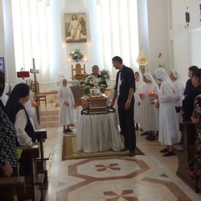26 iulie: Iaşi: Funeraliile sorei Fiorella Chinappi, din Congregaţia "Fiicele Sfintei Maria a Divinei Providenţe" (Foto: Ovidiu Bişog)