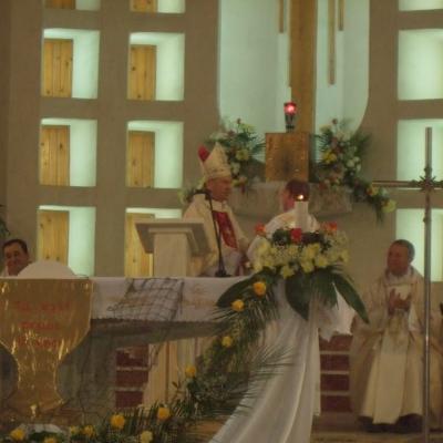 30 iulie: Bacău: Liturghia de înmânare a numirilor preoţilor nou-sfinţiţi