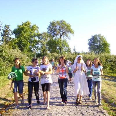 1-5 august: Iaşi "Sfânta Tereza a Pruncului Isus": Chemaţi să credem, să sperăm şi să iubim