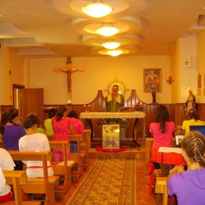 1-5 august: Iaşi "Sfânta Tereza a Pruncului Isus": Chemaţi să credem, să sperăm şi să iubim