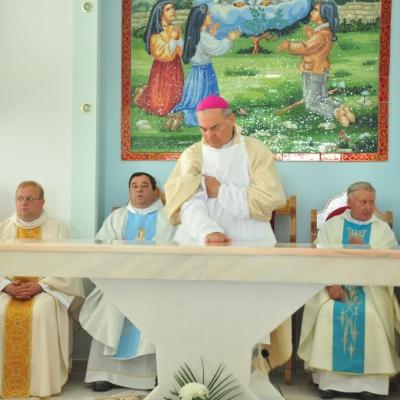 6 august: Sărata-Băi: Sfinţirea bisericii "Sfânta Fecioara Maria de Fatima"