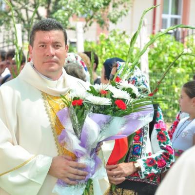 6 august: Sărata-Băi: Sfinţirea bisericii "Sfânta Fecioara Maria de Fatima"