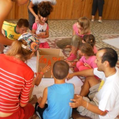 8-12 august: Dofteana: Campusul pentru copii "Timpul"