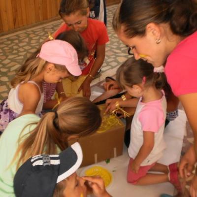 8-12 august: Dofteana: Campusul pentru copii "Timpul"