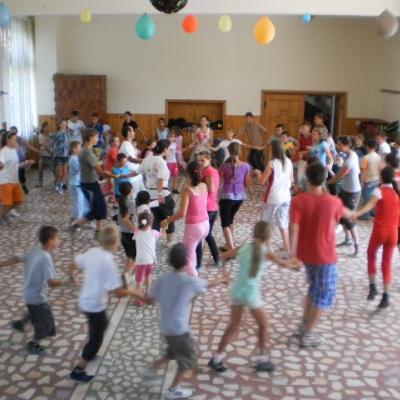 8-12 august: Dofteana: Campusul pentru copii "Timpul"