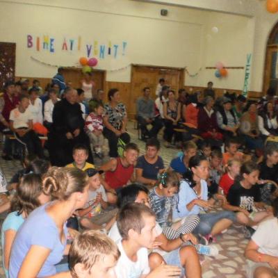 8-12 august: Dofteana: Campusul pentru copii "Timpul"