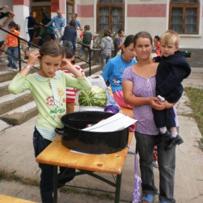8-12 august: Dofteana: Campusul pentru copii "Timpul"