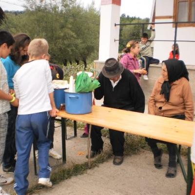 8-12 august: Dofteana: Campusul pentru copii "Timpul"