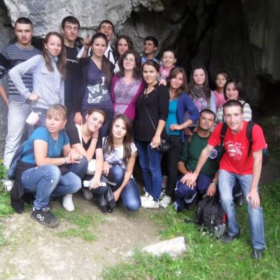 11 august: O excursie cu tinerii din Buhonca şi Oţeleni la Ceahlău