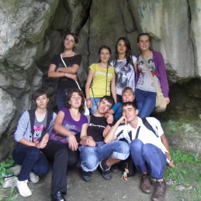 11 august: O excursie cu tinerii din Buhonca şi Oţeleni la Ceahlău