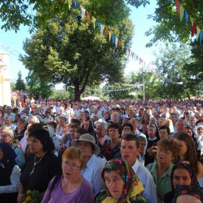 14-15 august: Baraţi: Procesiunea mariană şi sărbătoarea "Adormirea Maicii Domnului"